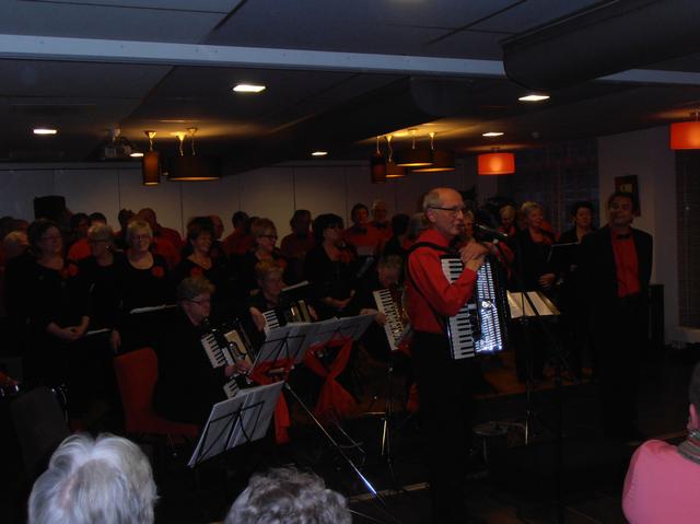 tmt-optreden-grandcafe-hofmaat-2013